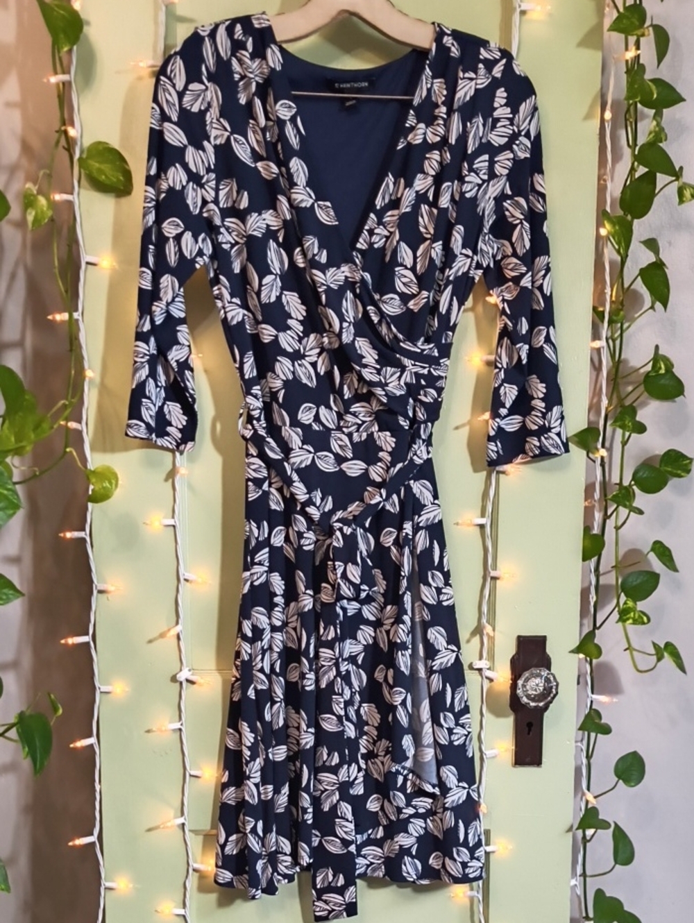 Women's 41 Hawthorne Navy White Leaf Robe Wrap Slip Semi Sleeve V-Neck Dress M